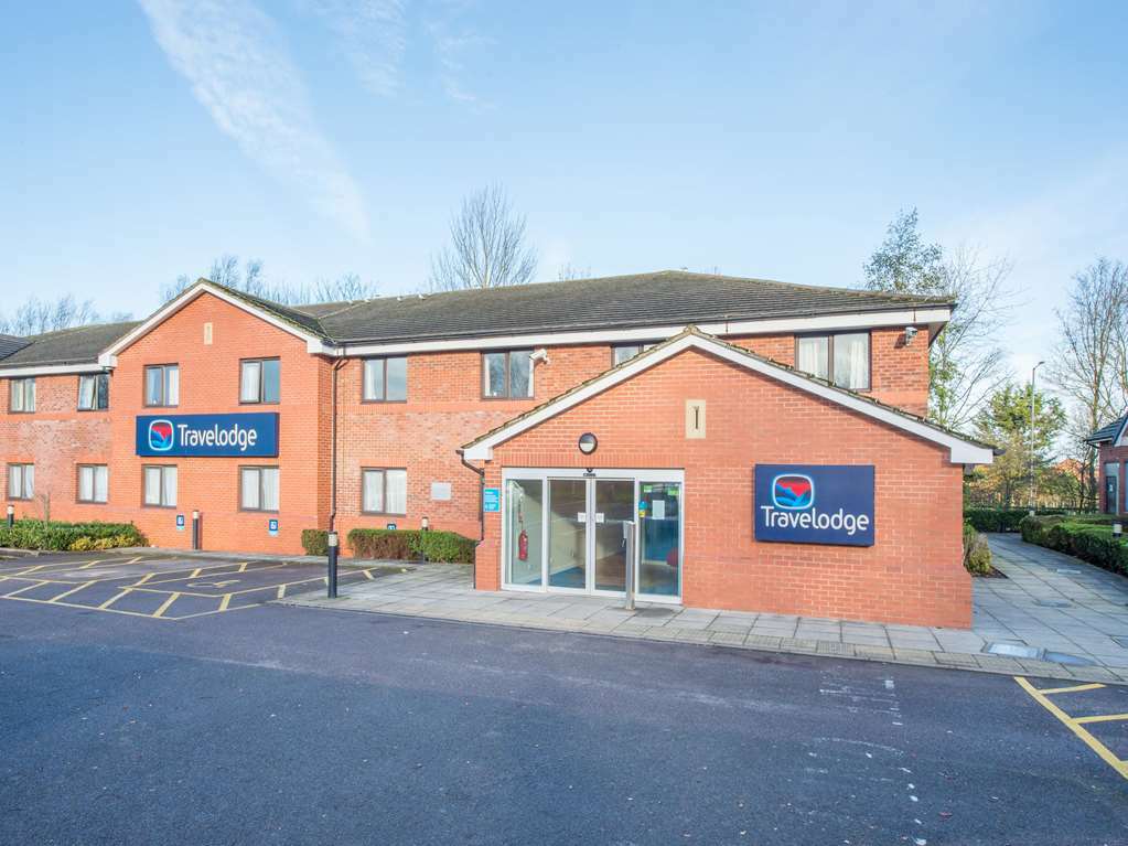 Travelodge Buckingham Exteriör bild