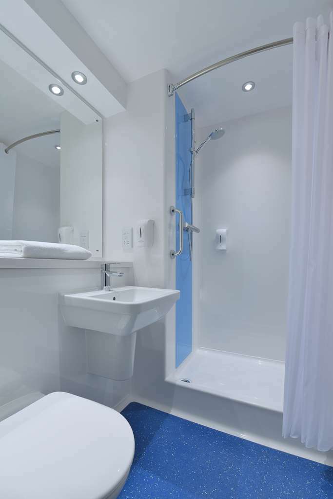 Travelodge Buckingham Rum bild